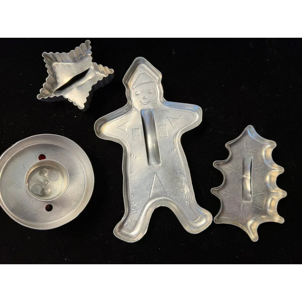 Vintage Aluminum Cookie Cutter 4 pc Set: Gingerbread Man, Star, Holly, Round